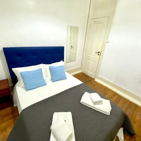 Relax Chiado 3 - Cute Little Double Room With Shared Bathroom Lisboa Eksteriør billede