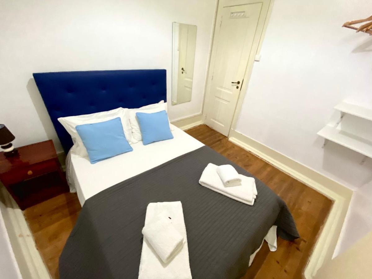 Relax Chiado 3 - Cute Little Double Room With Shared Bathroom Lisboa Eksteriør billede